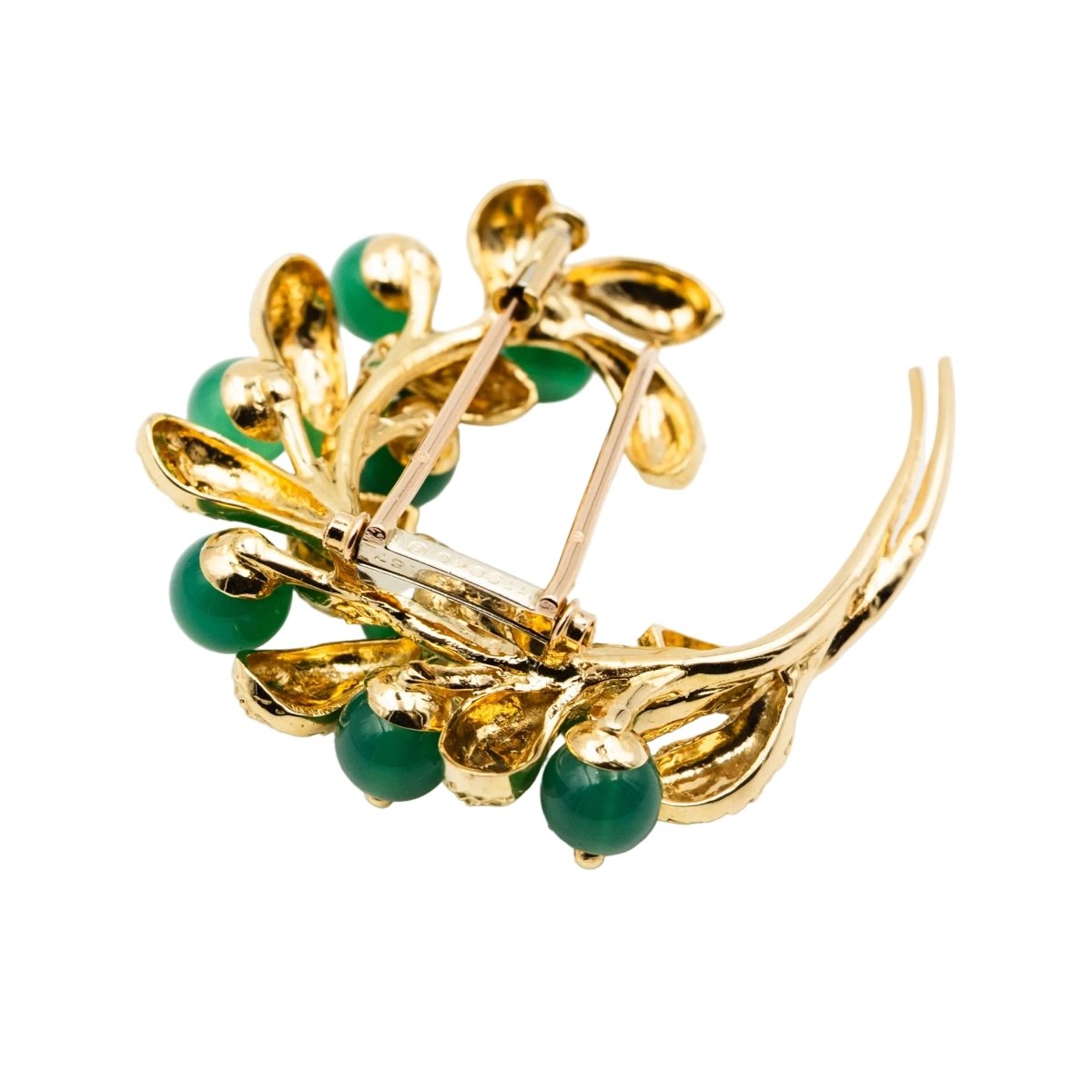 Broche Double Épingle VAN CLEEF & APRELS "Gui" en or jaune et chrysoprases - Castafiore