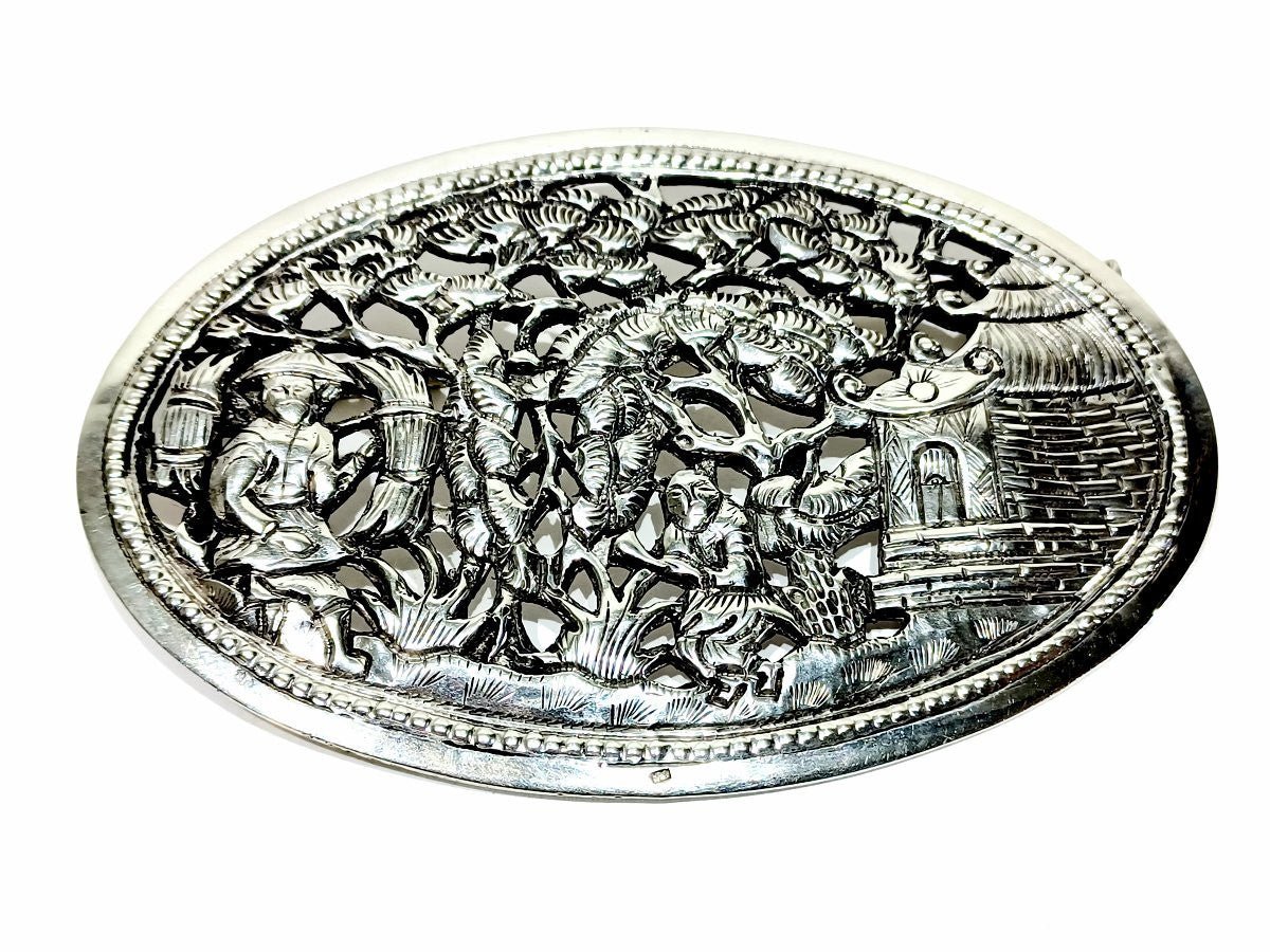 Broche en argent - Castafiore