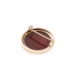 Broche en or jaune, camée et perles - Castafiore