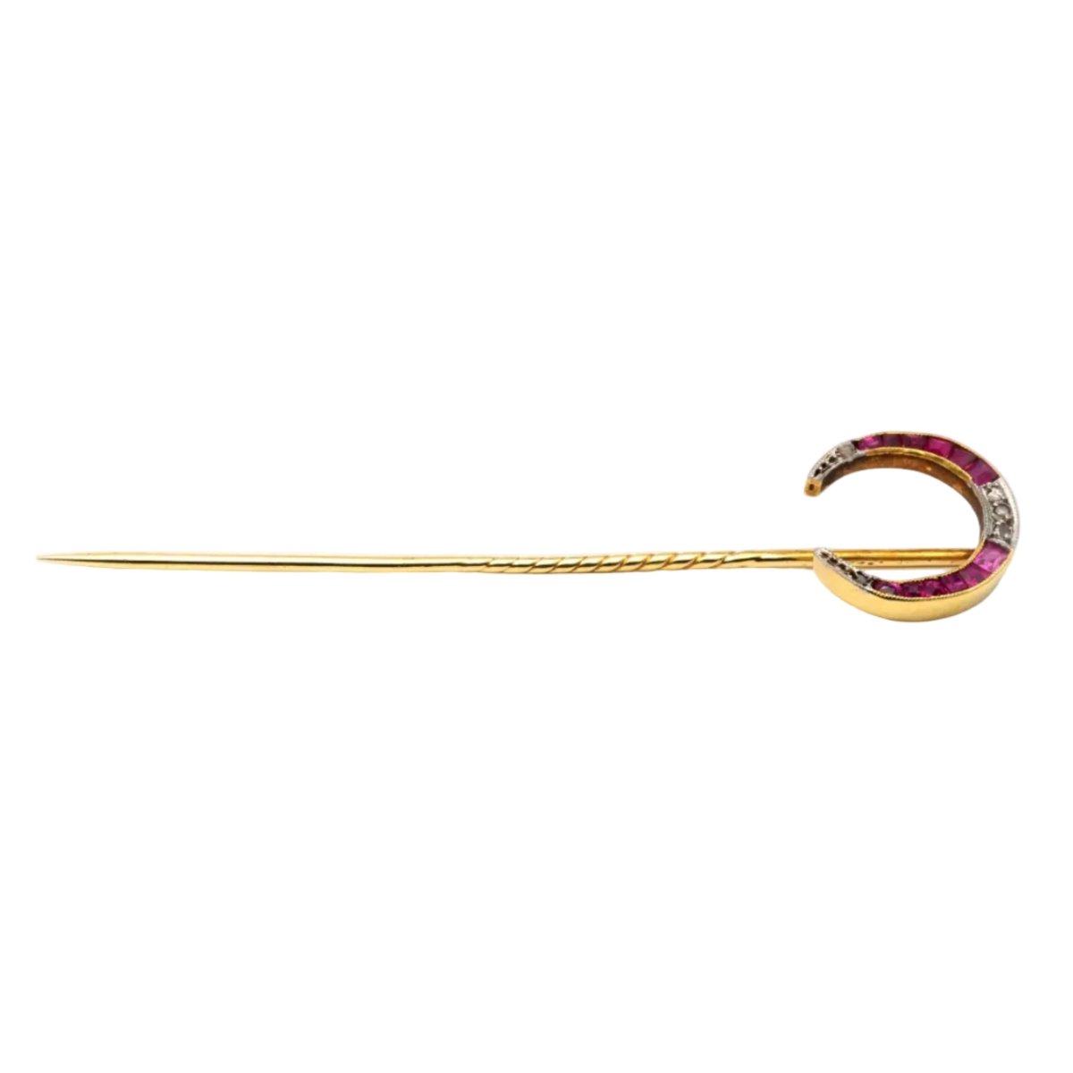 Broche en or jaune, rubis et diamants - Castafiore