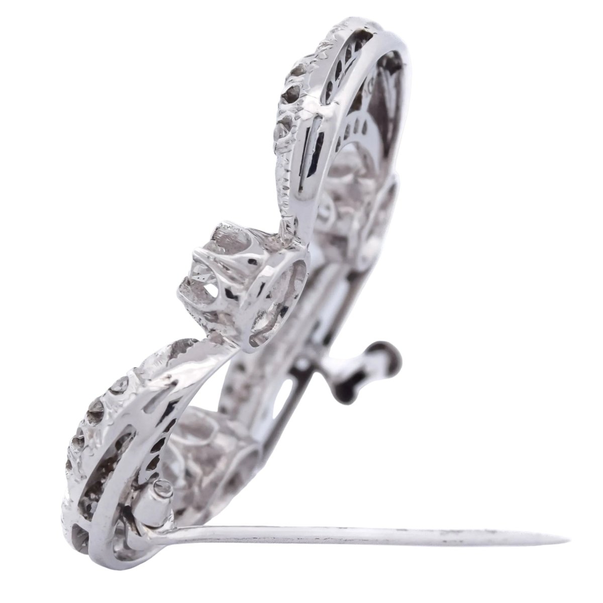Broche Épingle en or blanc et diamants - Castafiore