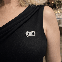 Broche Épingle en or blanc et diamants - Castafiore