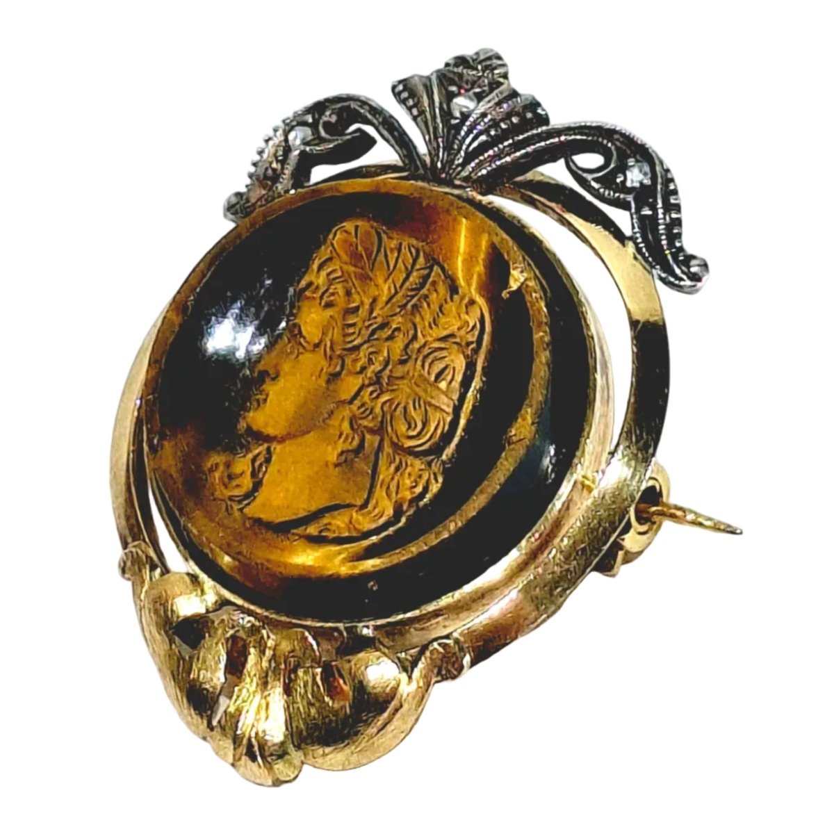 Broche Épingle en or blanc, or rose, oeil - de - tigre et diamants - Castafiore