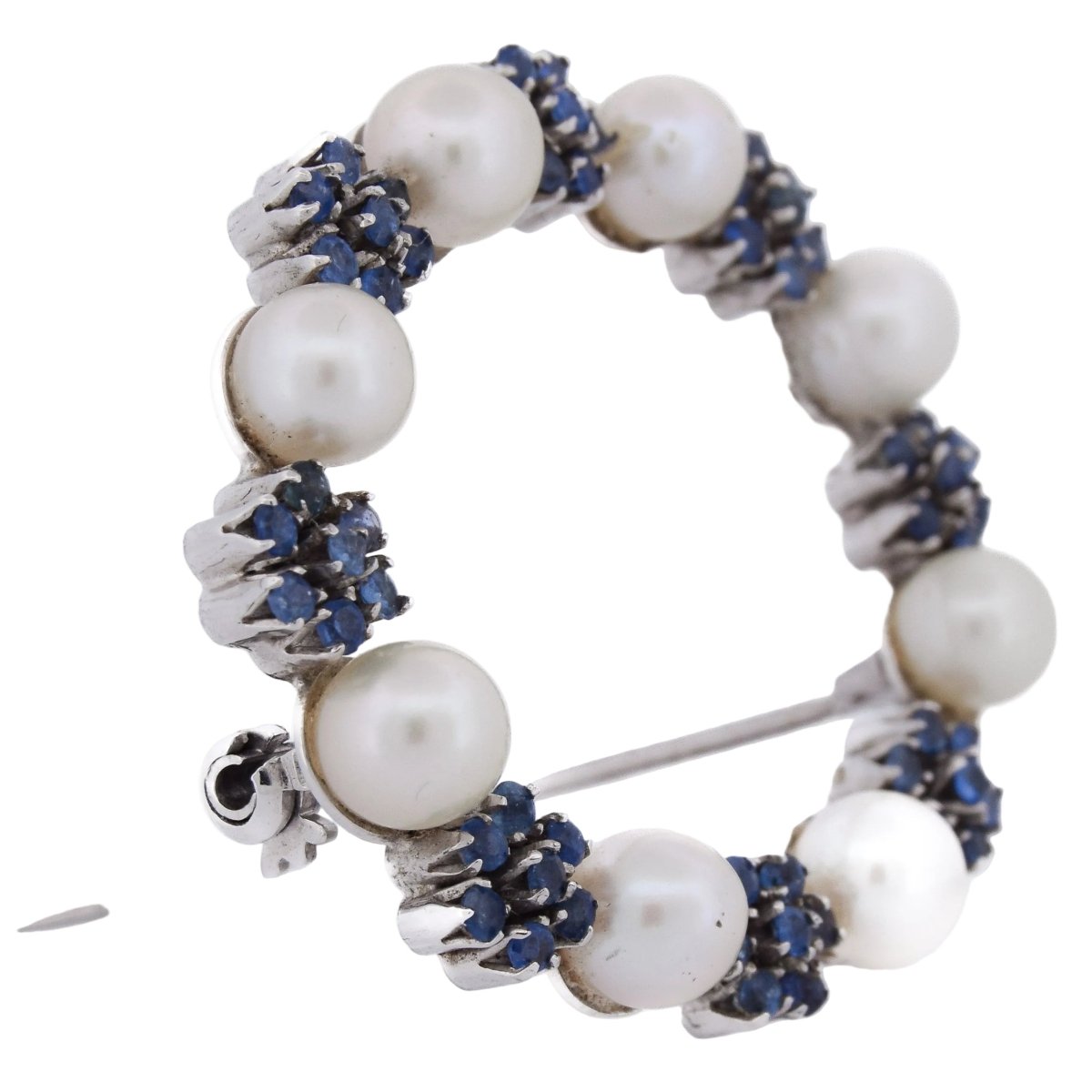 Broche Épingle en or blanc, perles et saphirs - Castafiore