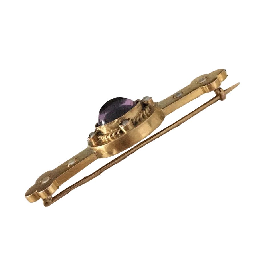 Broche Épingle en or jaune, améthyste et perles - Castafiore