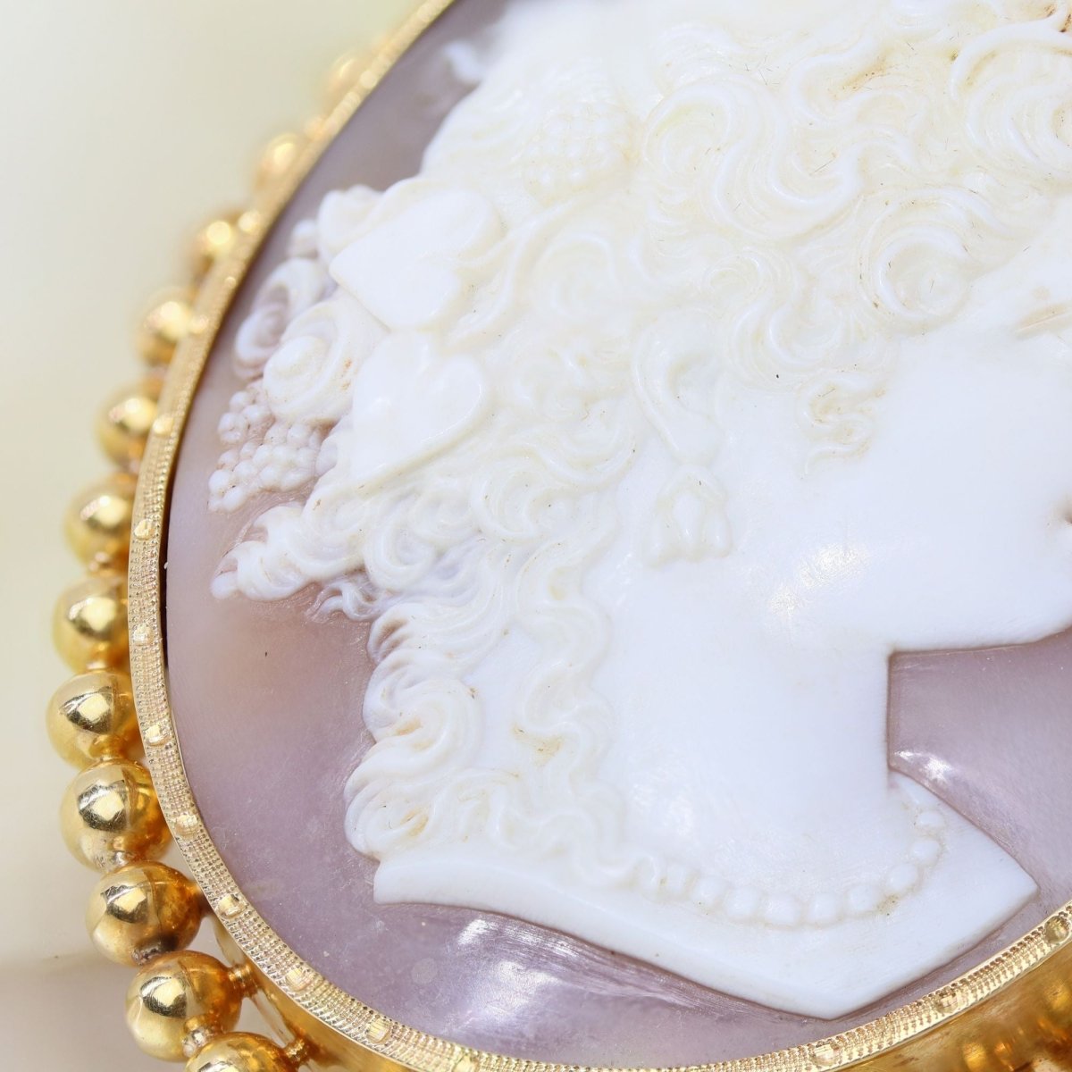 Broche Épingle en or jaune et agate - Castafiore