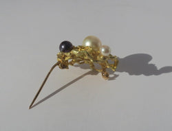 Broche Épingle en or jaune et perles - Castafiore
