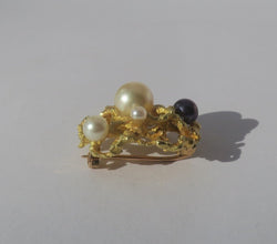 Broche Épingle en or jaune et perles - Castafiore