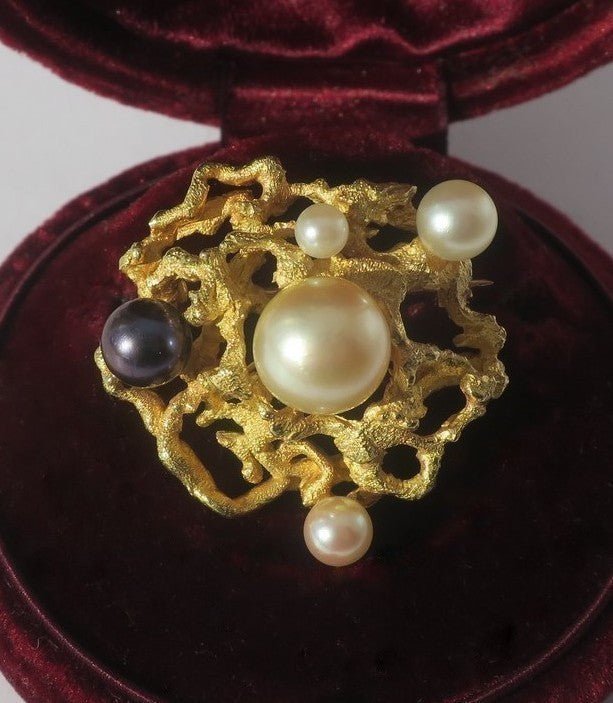 Broche Épingle en or jaune et perles - Castafiore