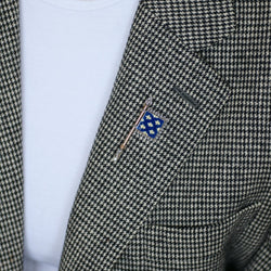 Broche Épingle en or jaune, or rose, argent, émail, perle et diamants - Castafiore