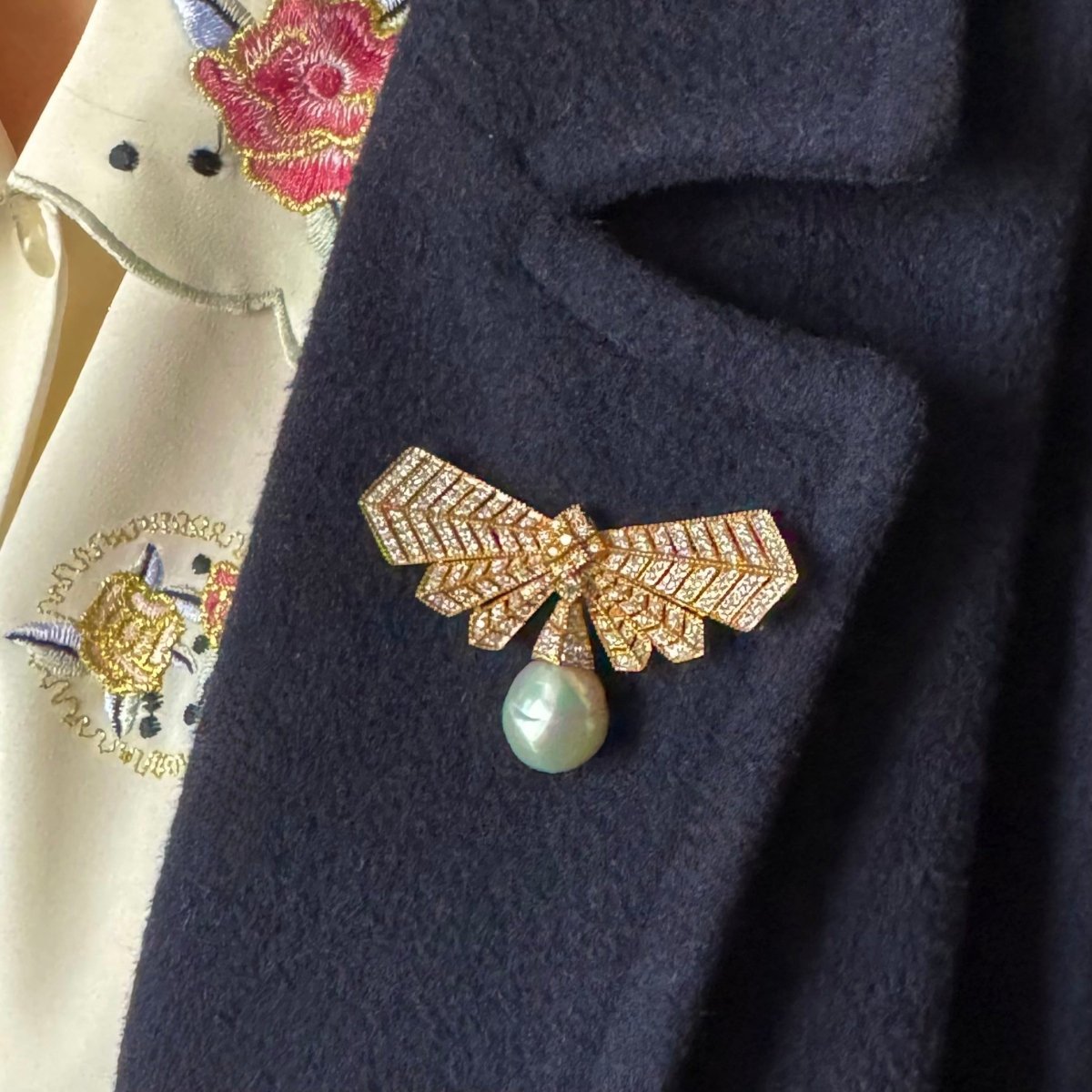 Broche Épingle en or jaune, perle et diamants - Castafiore
