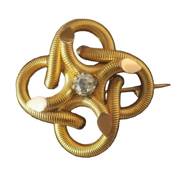 Broche Épingle en or jaune, platine et diamant - Castafiore