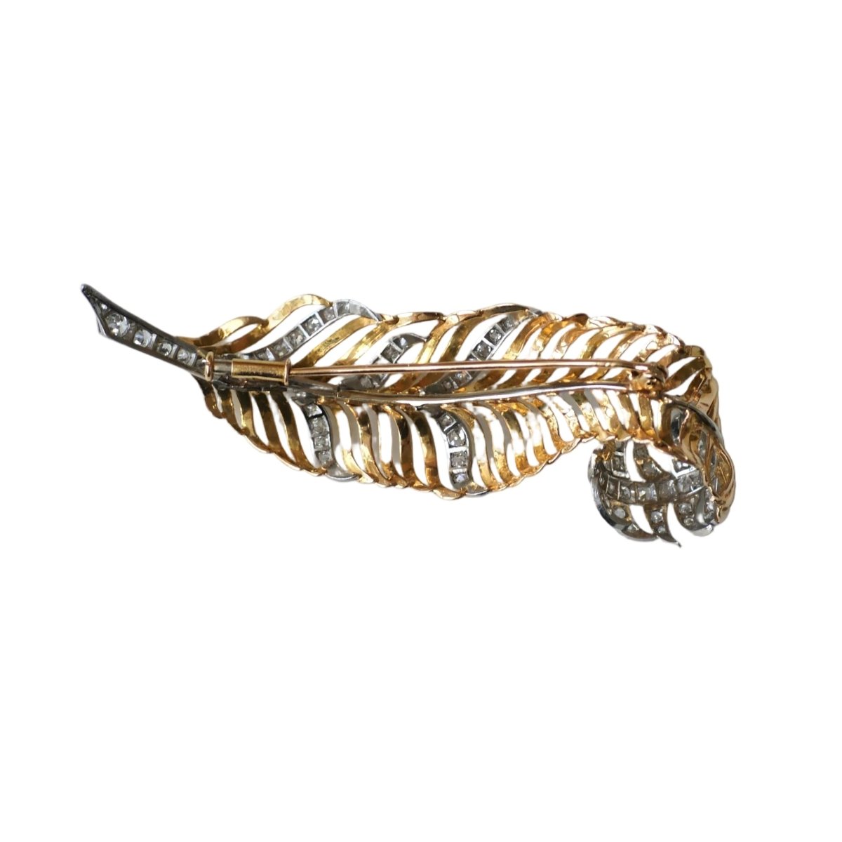 Broche Épingle en or rose, platine et diamants - Castafiore