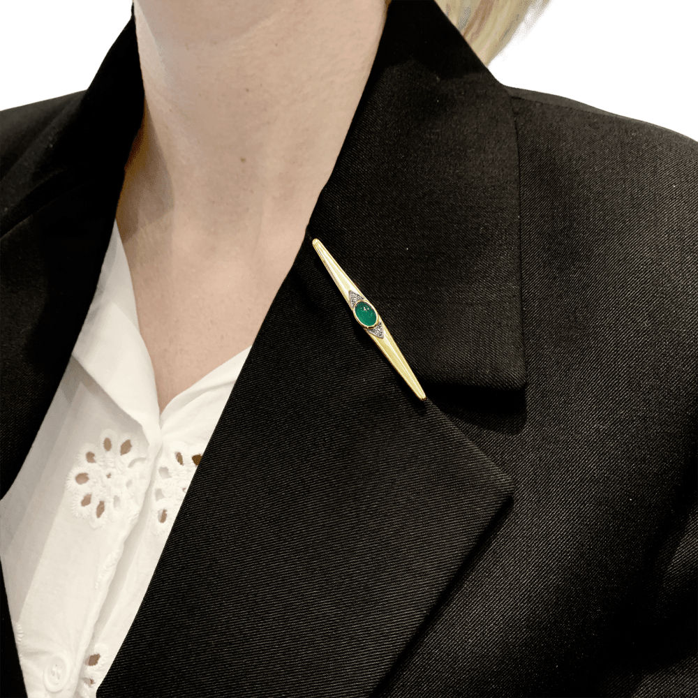 Broche Épingle VAN CLEEF & ARPELS en or jaune, platine, chrysoprase et diamants - Castafiore