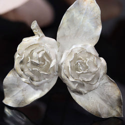 Broche GEORGES RENÉE LECOMTE boutons de rose en argent - Castafiore