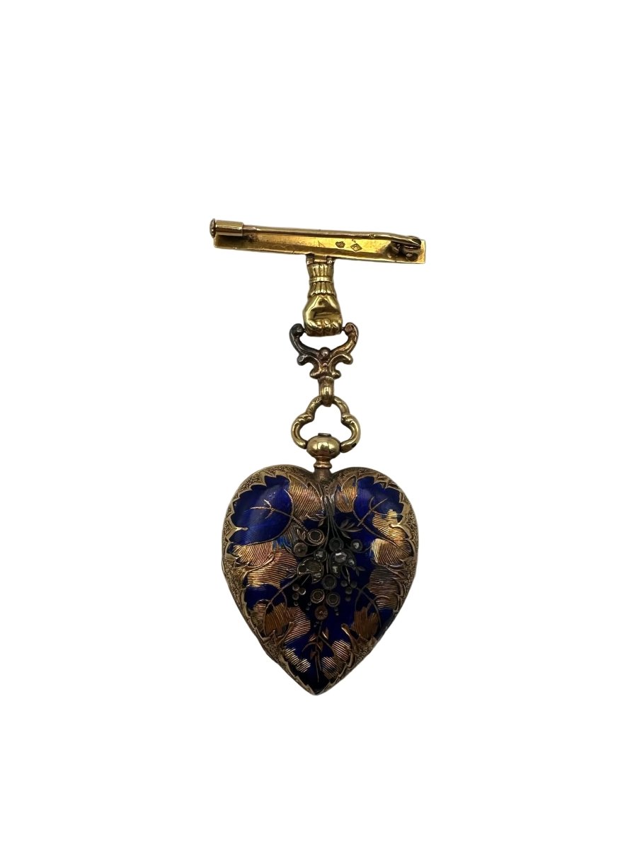Broche Médaillon Coeur en Or Jaune, émail et Diamants - Castafiore