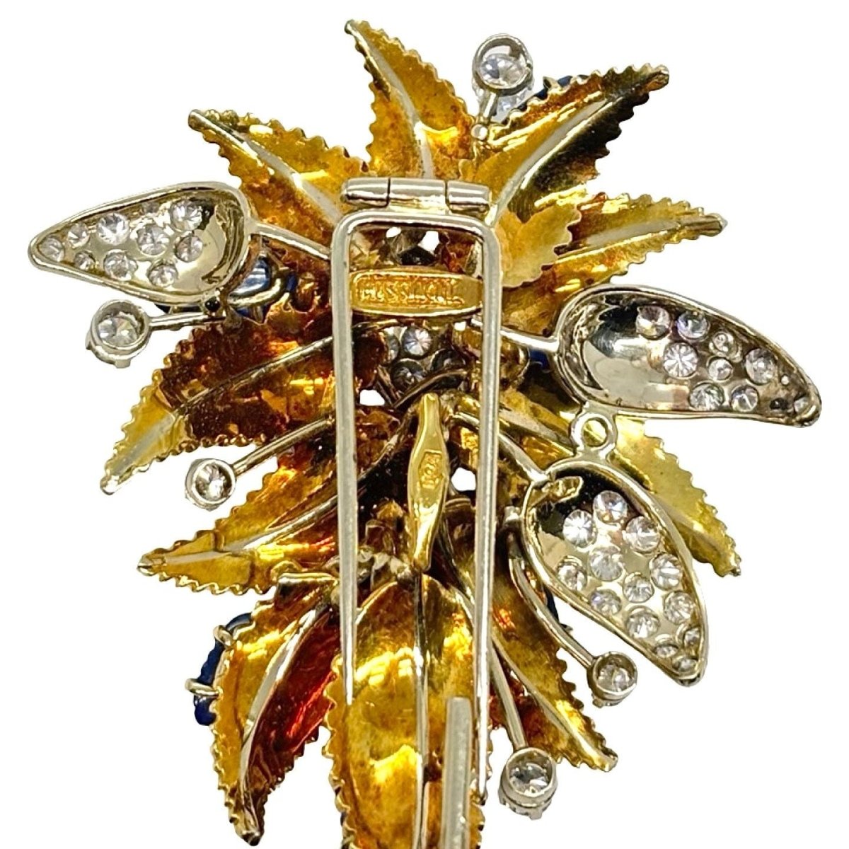 Broche MISSIAGLIA en or jaune, saphirs et diamants - Castafiore