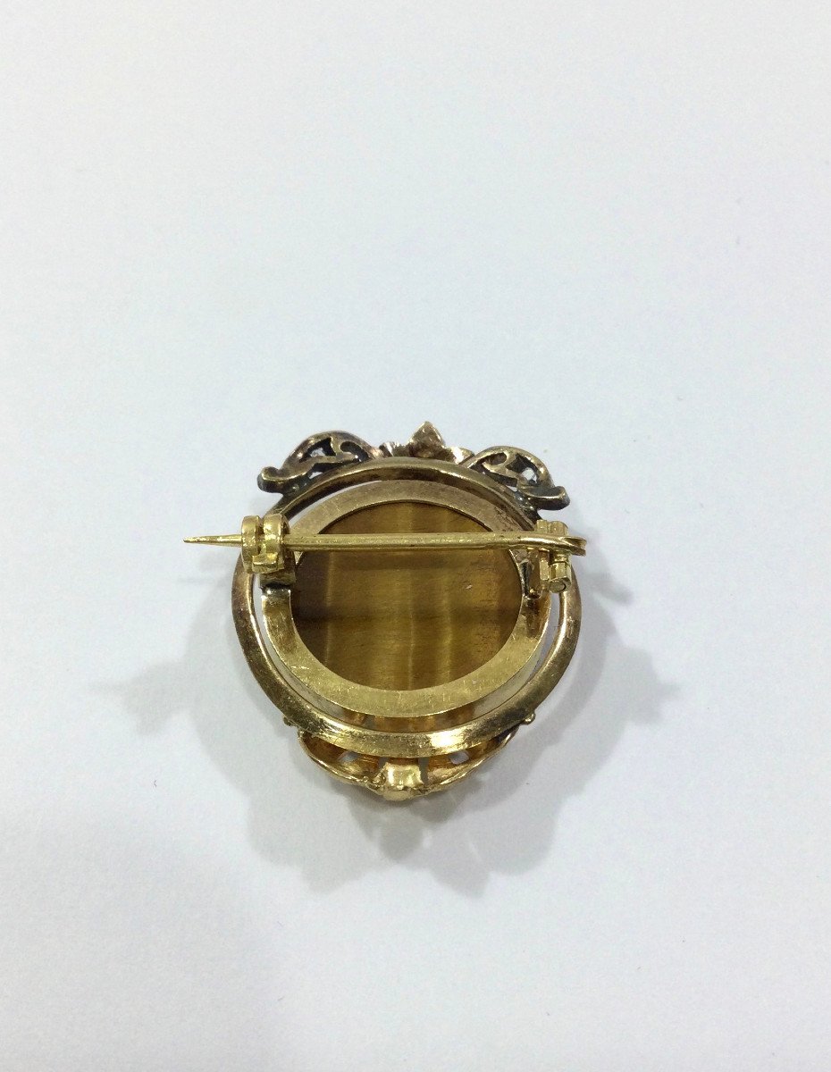 Broche Or Et Oeil De Tigre - Castafiore