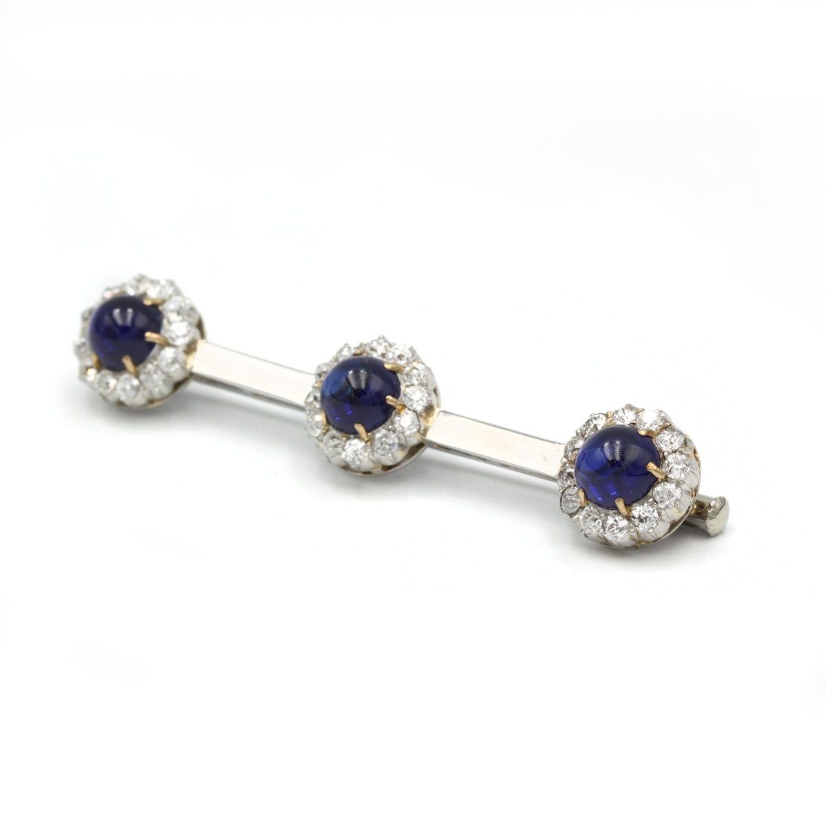 Broche - Or, Platine, Diamants & Saphirs - Castafiore