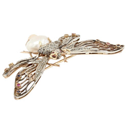 Broche PAPILLON Articulé en or jaune perle baroque diamants saphirs rubis - Castafiore