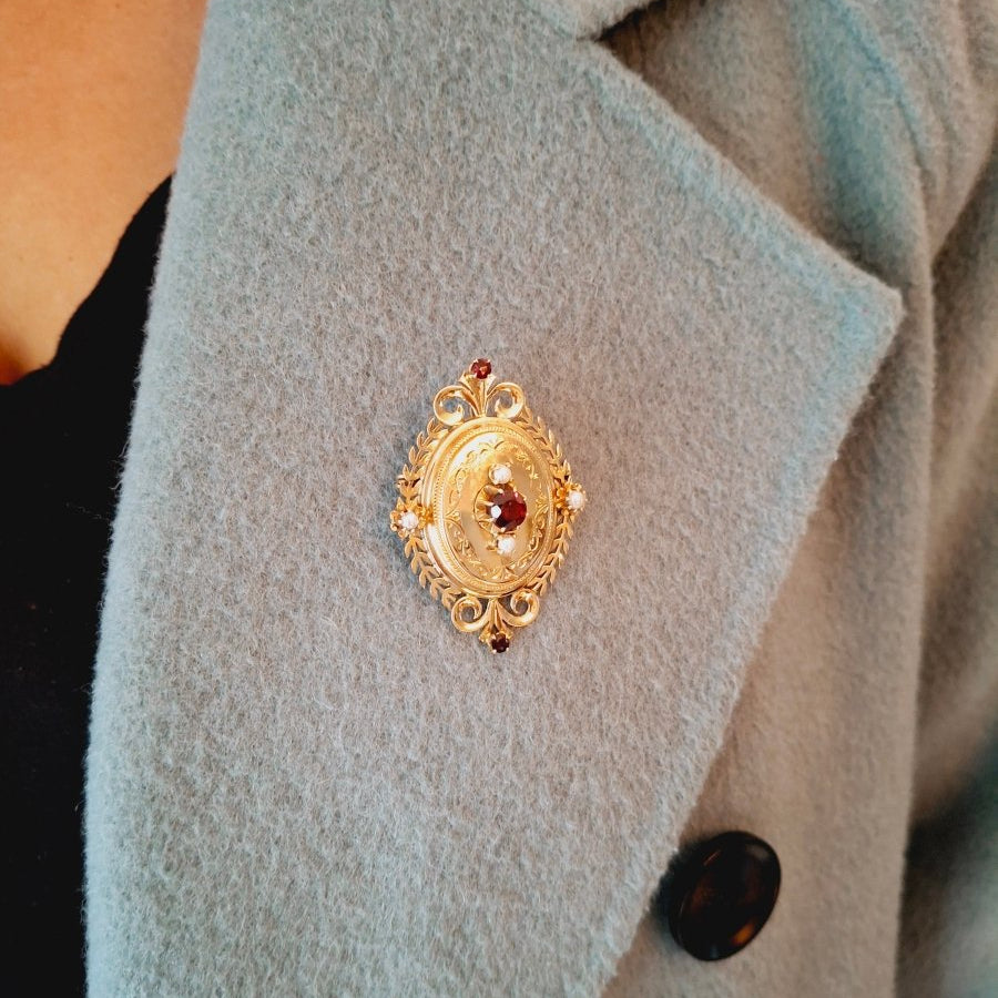 Broche pendentif en or rose, Napoléon III - Castafiore