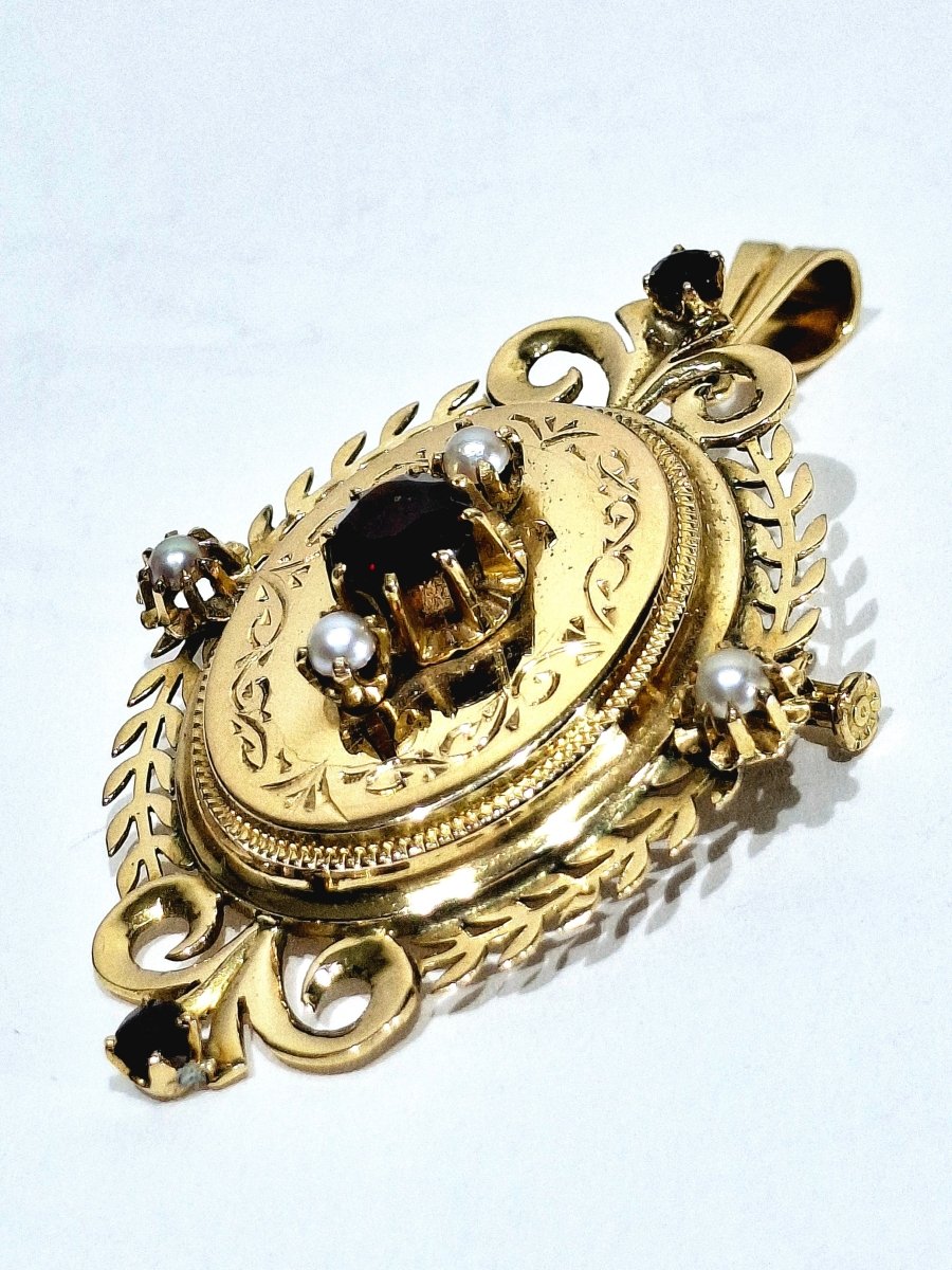 Broche pendentif en or rose, Napoléon III - Castafiore