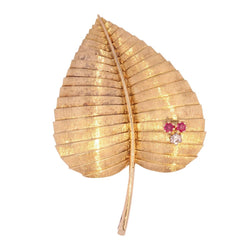 Broche rétro feuille en or jaune et blanc diamant et rubis - Castafiore