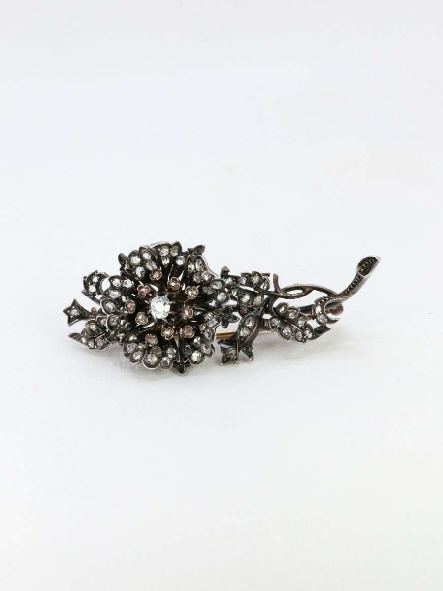 Broche trembleuse or argent diamants taille ancienne - Castafiore