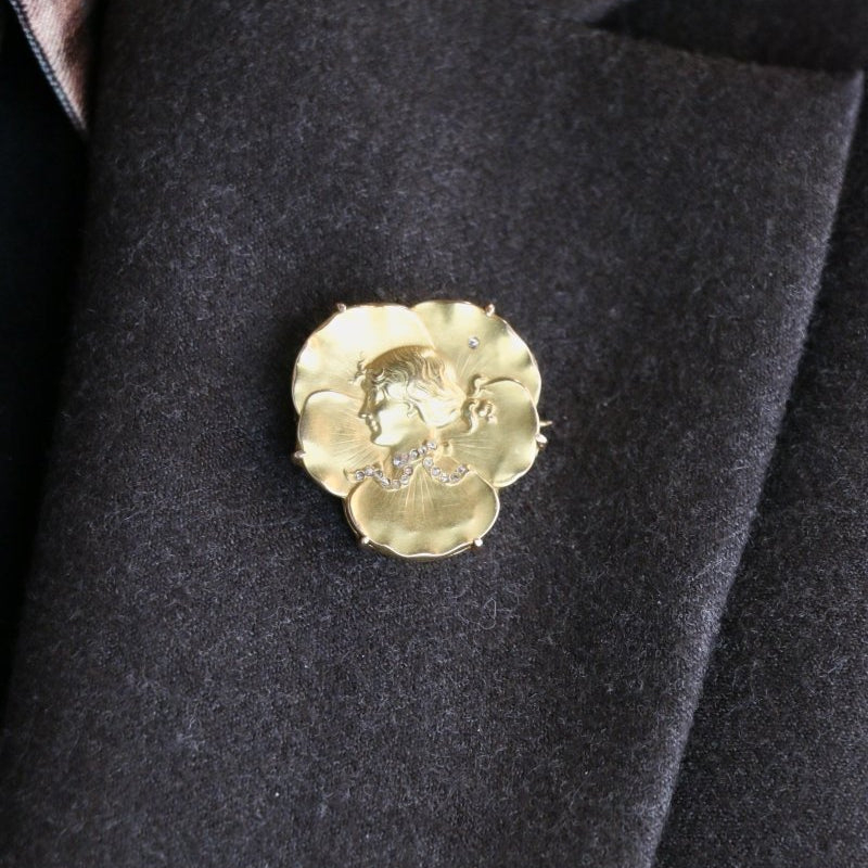 Broche VAUDET Art nouveau en or jaune et diamants - Castafiore