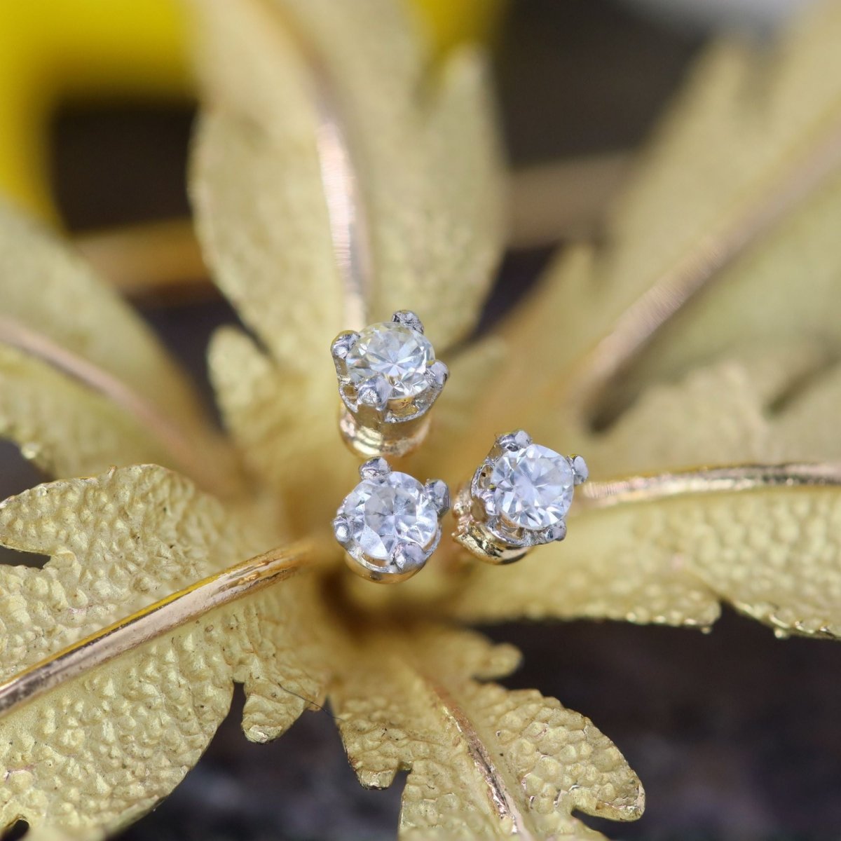 Broche vintage en or jaune et diamants - Castafiore
