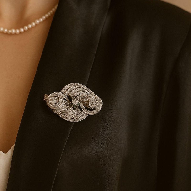 BROCHE Y COLGANTE EN PLATINO CON DIAMANTES - Castafiore