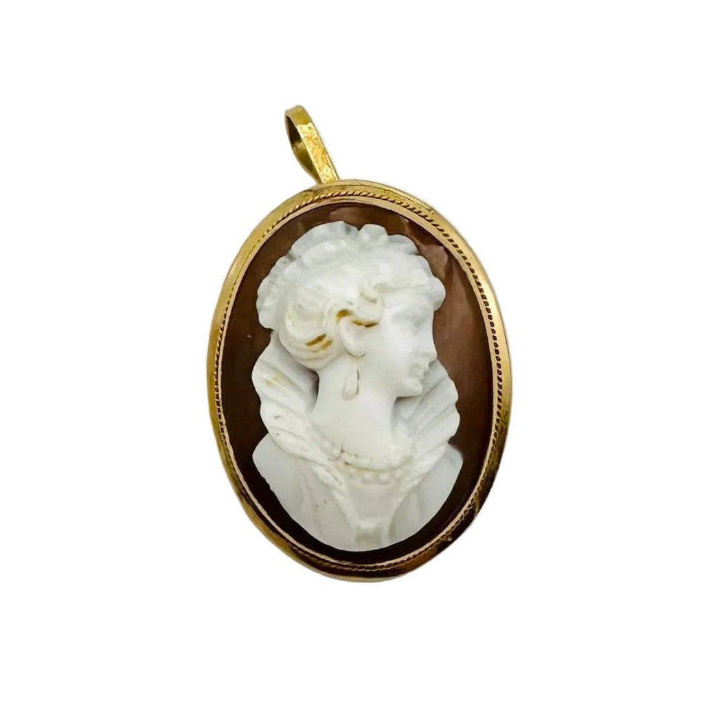 Broche/Pendentif Camée en or jaune et coquille - Castafiore