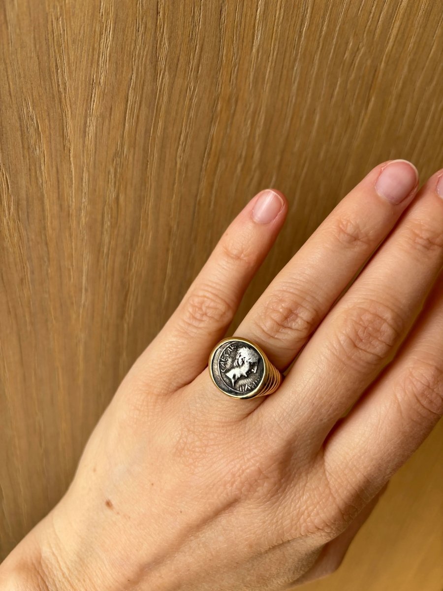 Bulgari Monete Roman Imperatorial Silver Coin Gold Ring - Castafiore