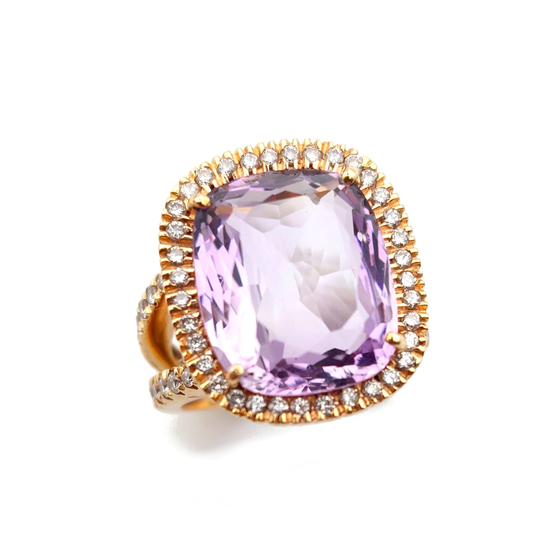 Bague Entourage en or rose, améthyste et diamants