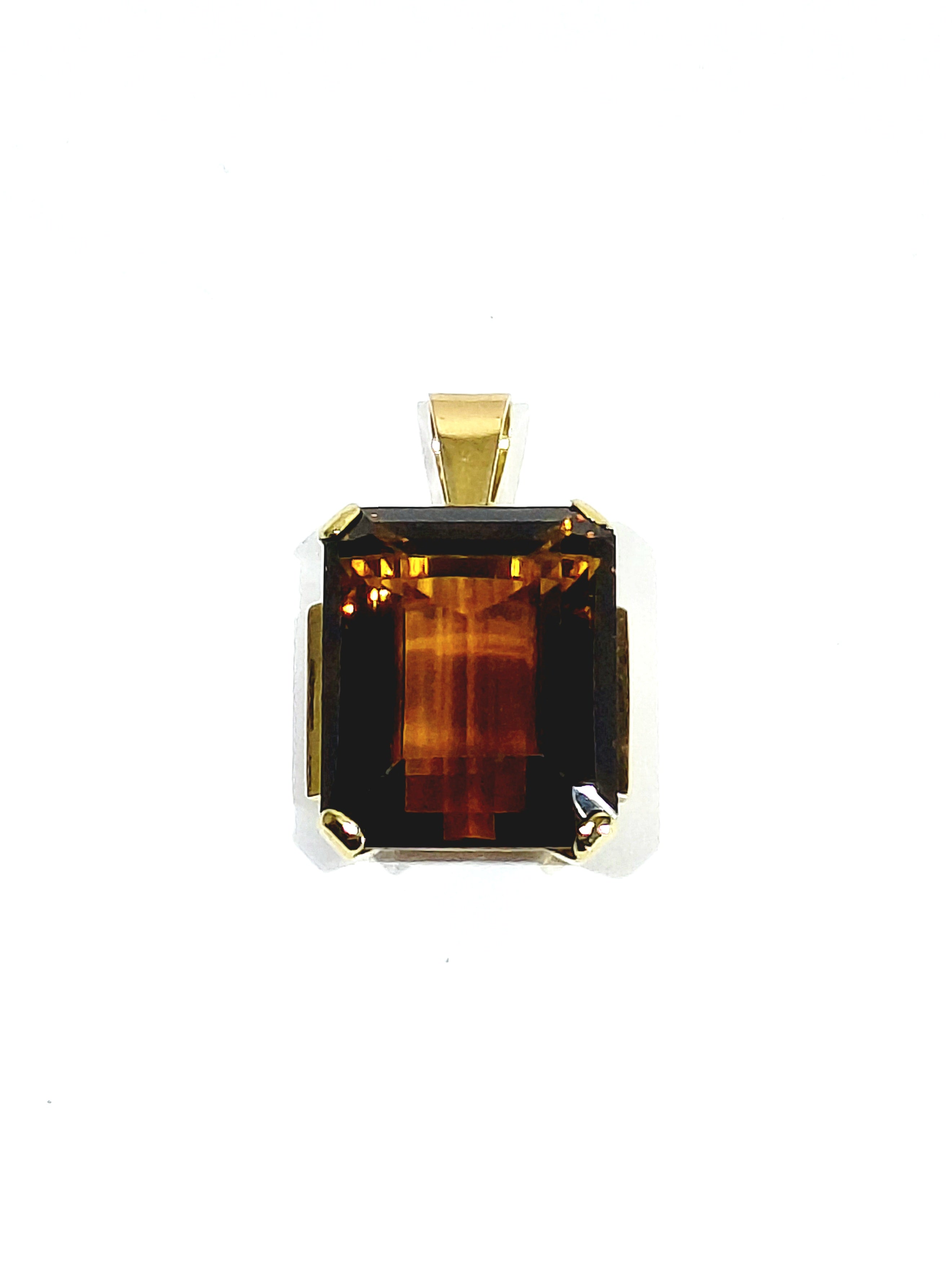 Pendentif en or rose et citrine