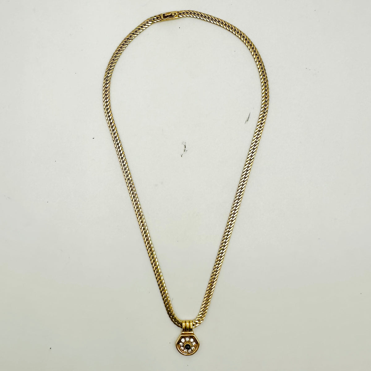 Collier Pendentif VAN CLEEF & ARPELS en or jaune, saphir et diamants