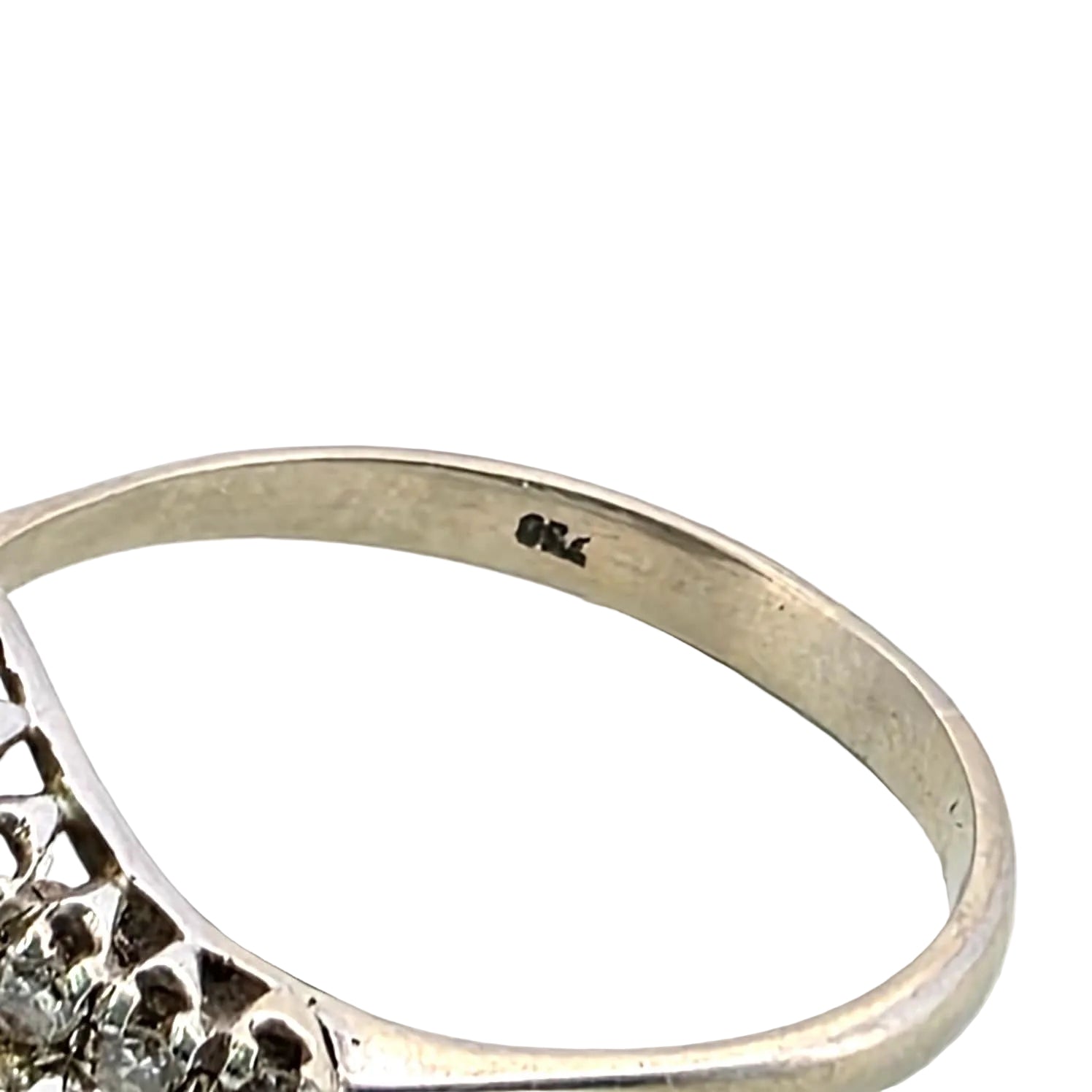 Bague en or blanc et diamants