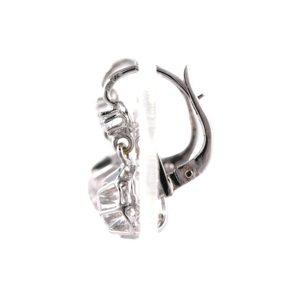 Boucles d'oreilles Dormeuses en or blanc et zirconiums