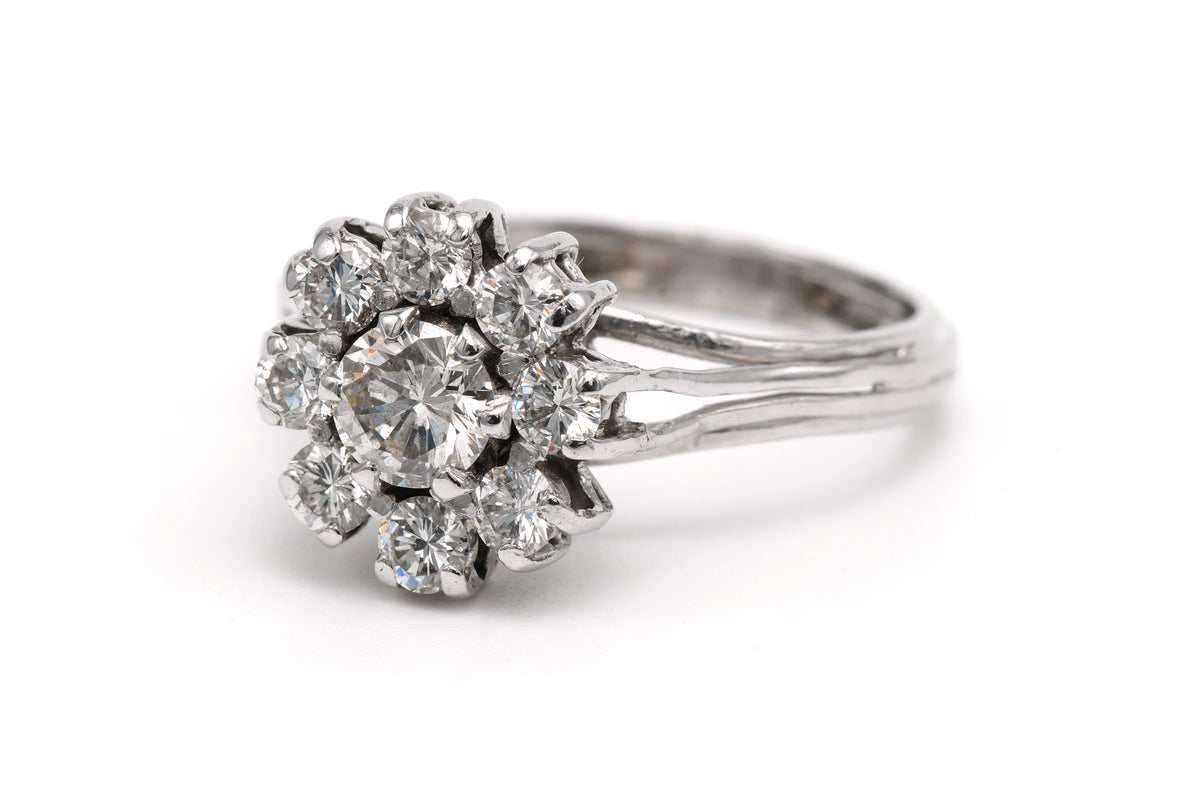 Bague Marguerite en or blanc et diamants