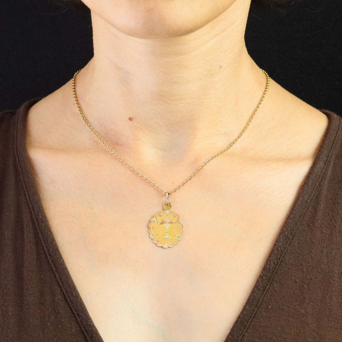 Médaille en or rose et or vert