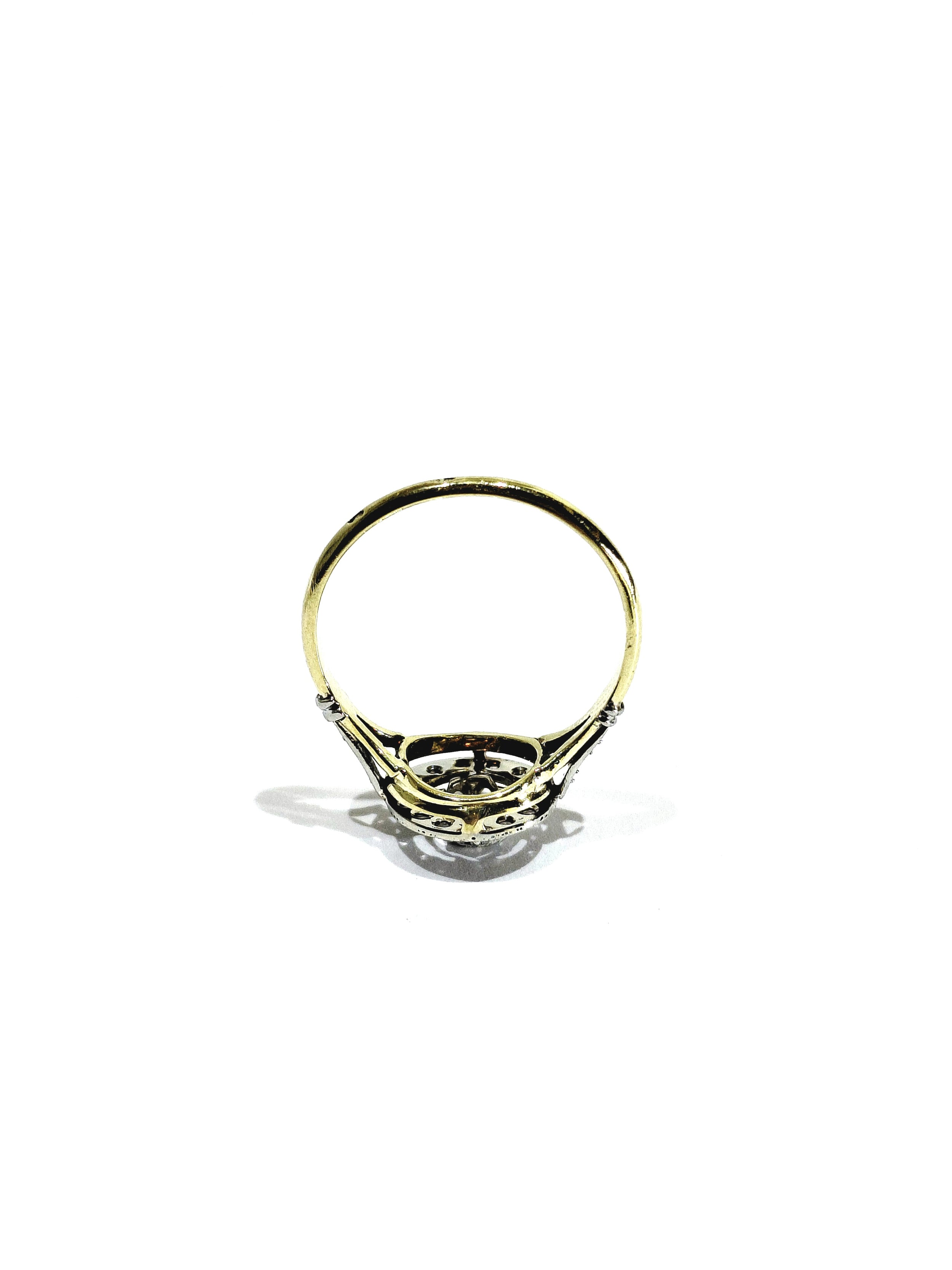 Bague cible en or jaune et diamants