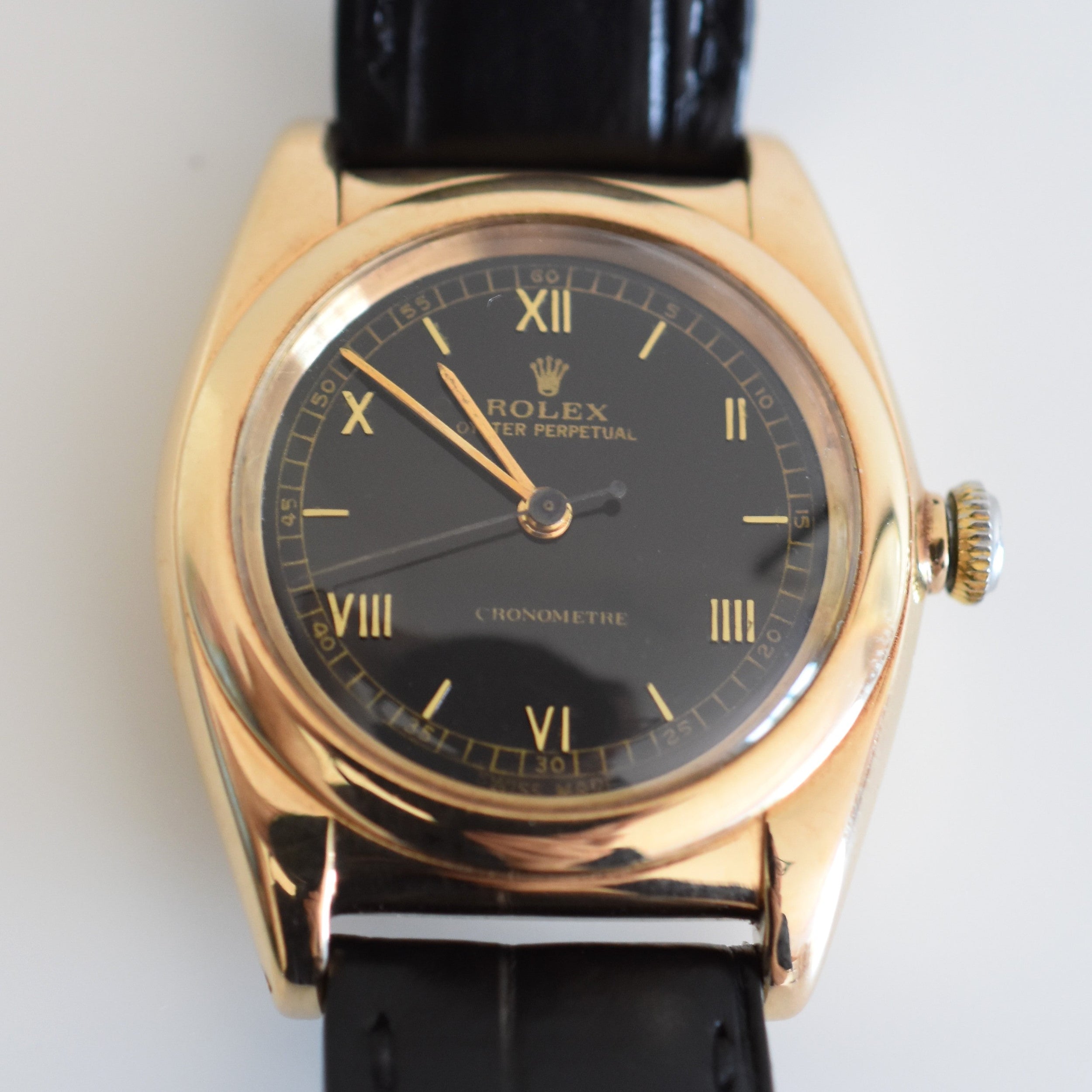Montre ROLEX "Oyster Perpetual Bubbleback Ovetto" en or jaune et cuir