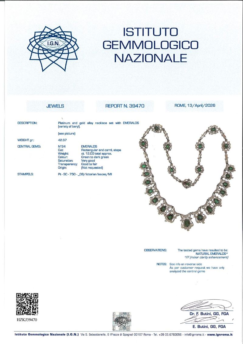 Collier Plastron en platine, émeraudes et diamants