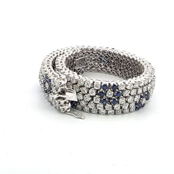 Bracelet Souple en or blanc, saphirs et diamants