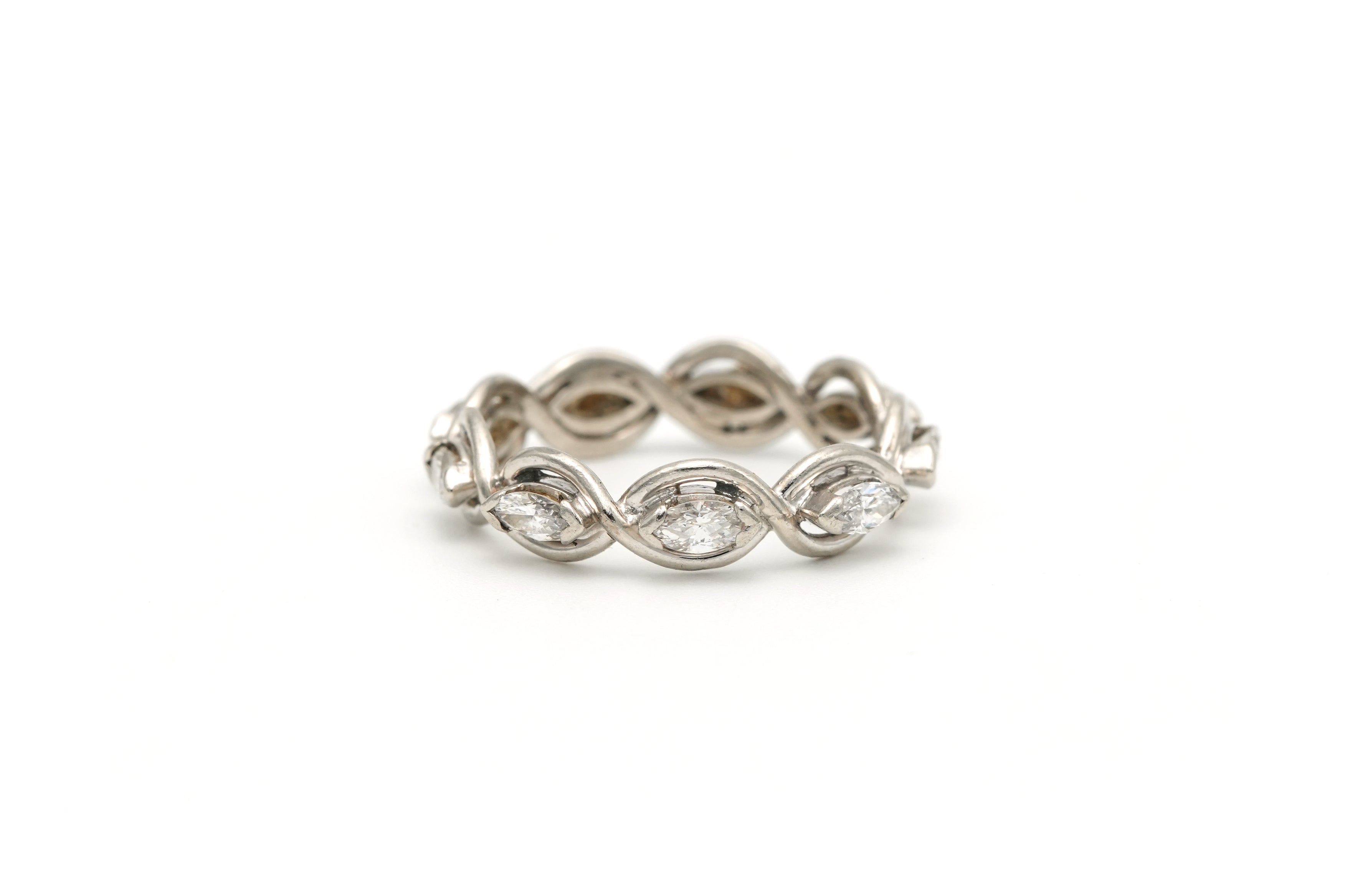 Bague Alliance en blanc, or jaune et diamants