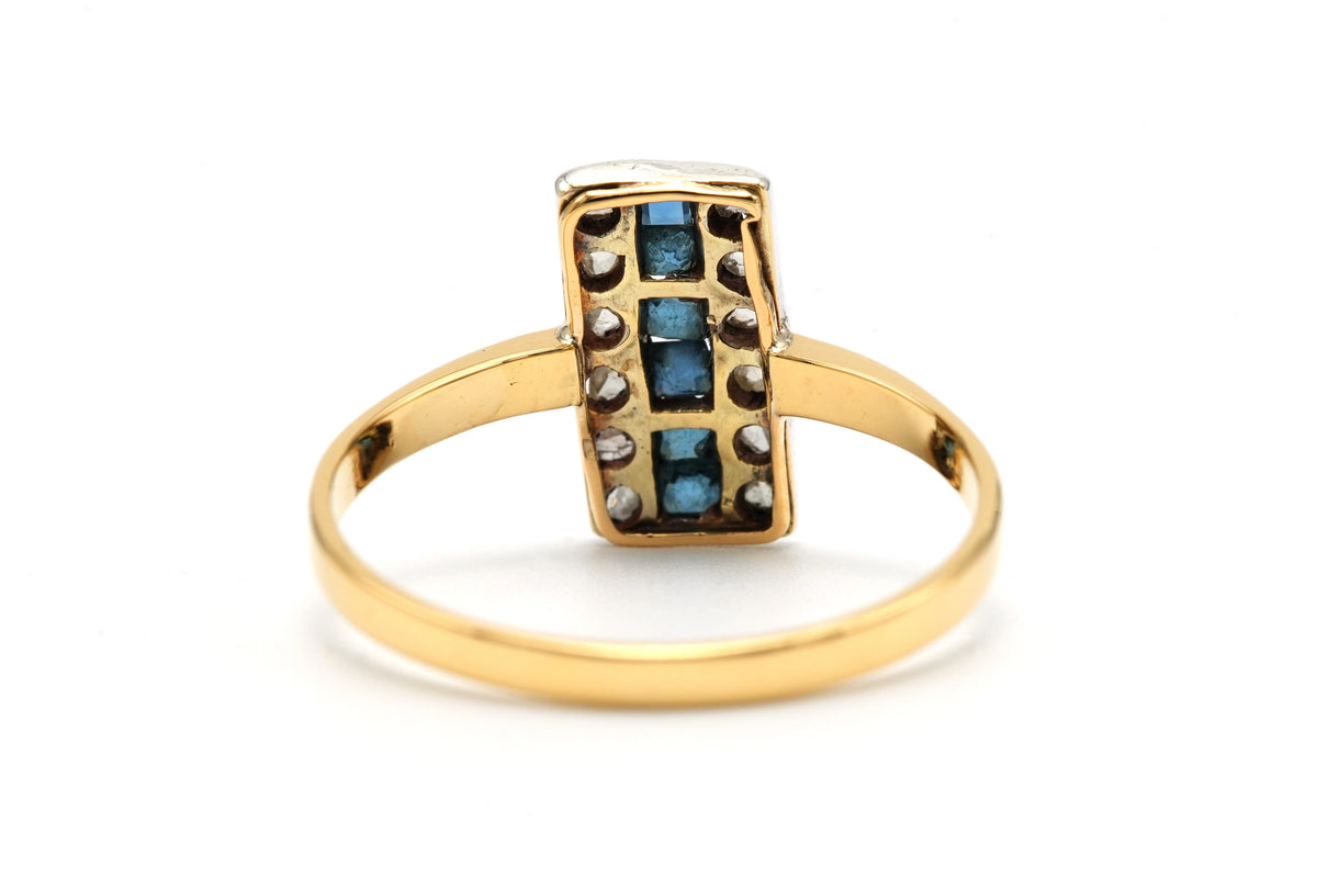 Bague en or jaune, saphirs et diamants