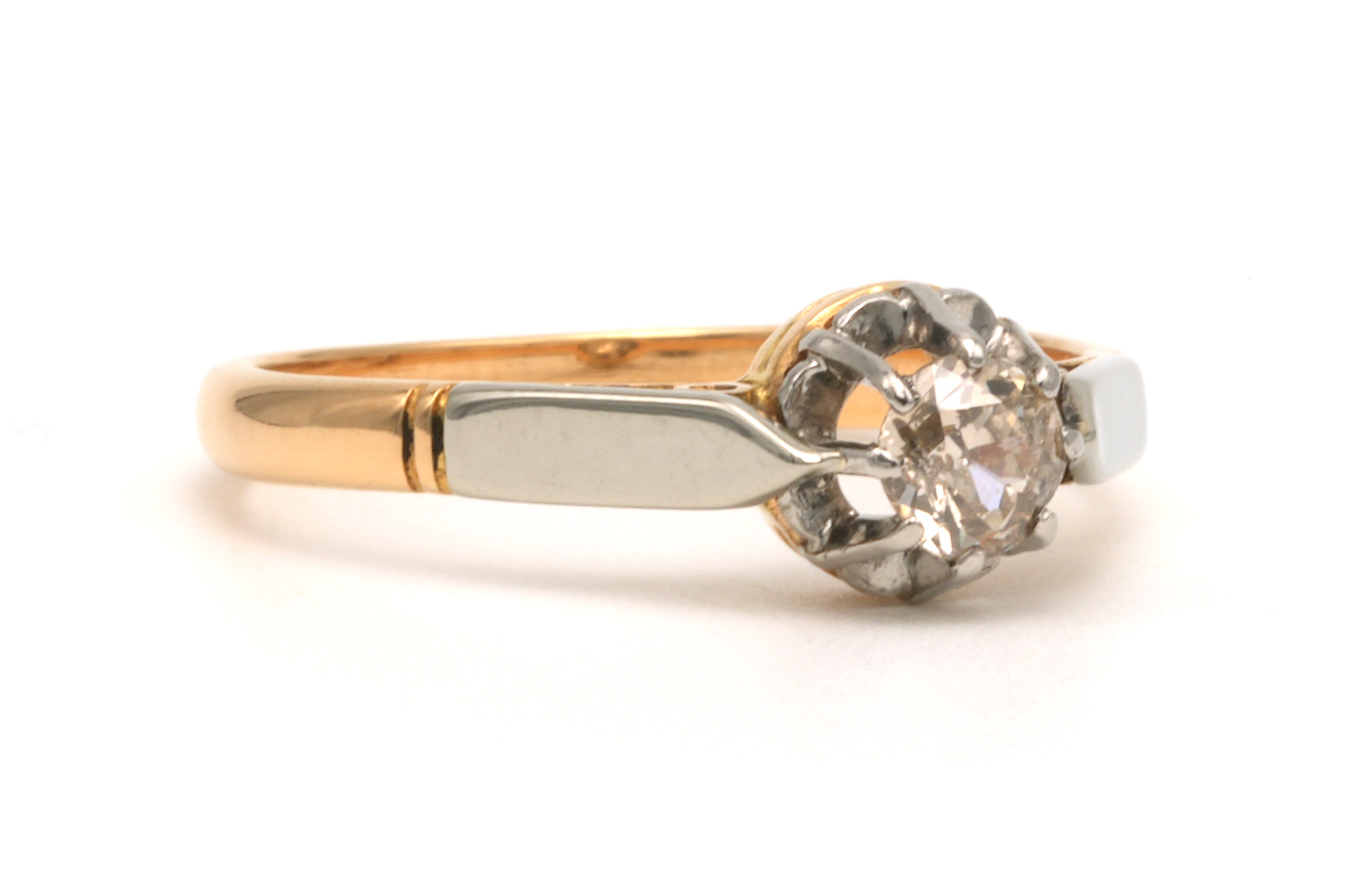 Bague Solitaire en or jaune et diamant