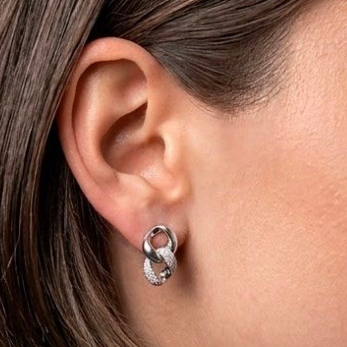 Boucles d'oreilles Pendantes MESSIKA "Link" en or blanc et diamants