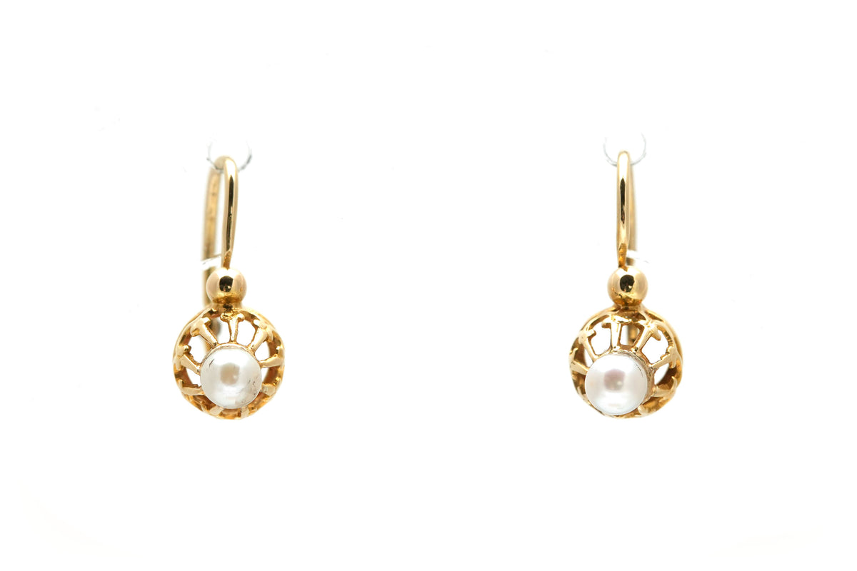 Boucles d'oreilles Dormeuses en or jaune et perles