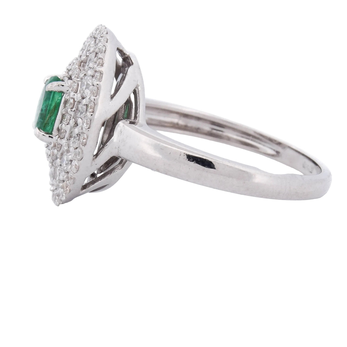 Bague Entourage en or blanc, émeraude et diamants